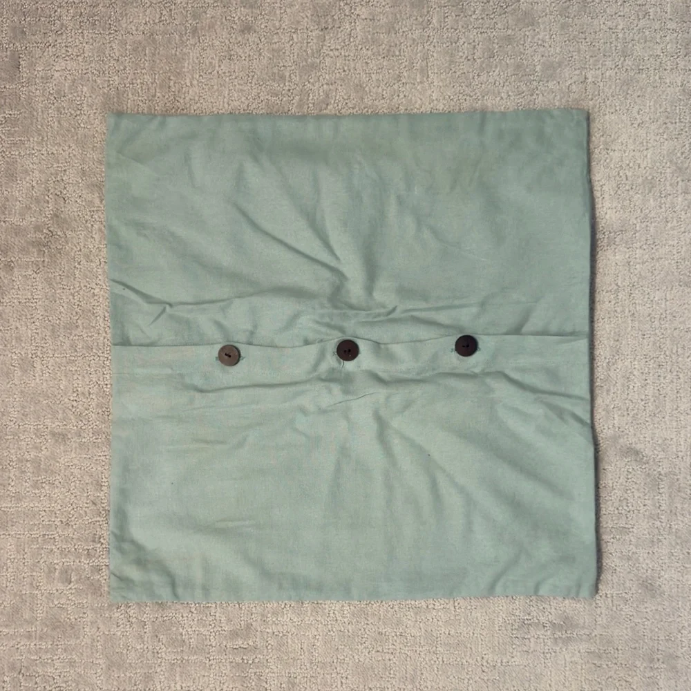 Blue/Green Knitted Starburst Pillow Cover